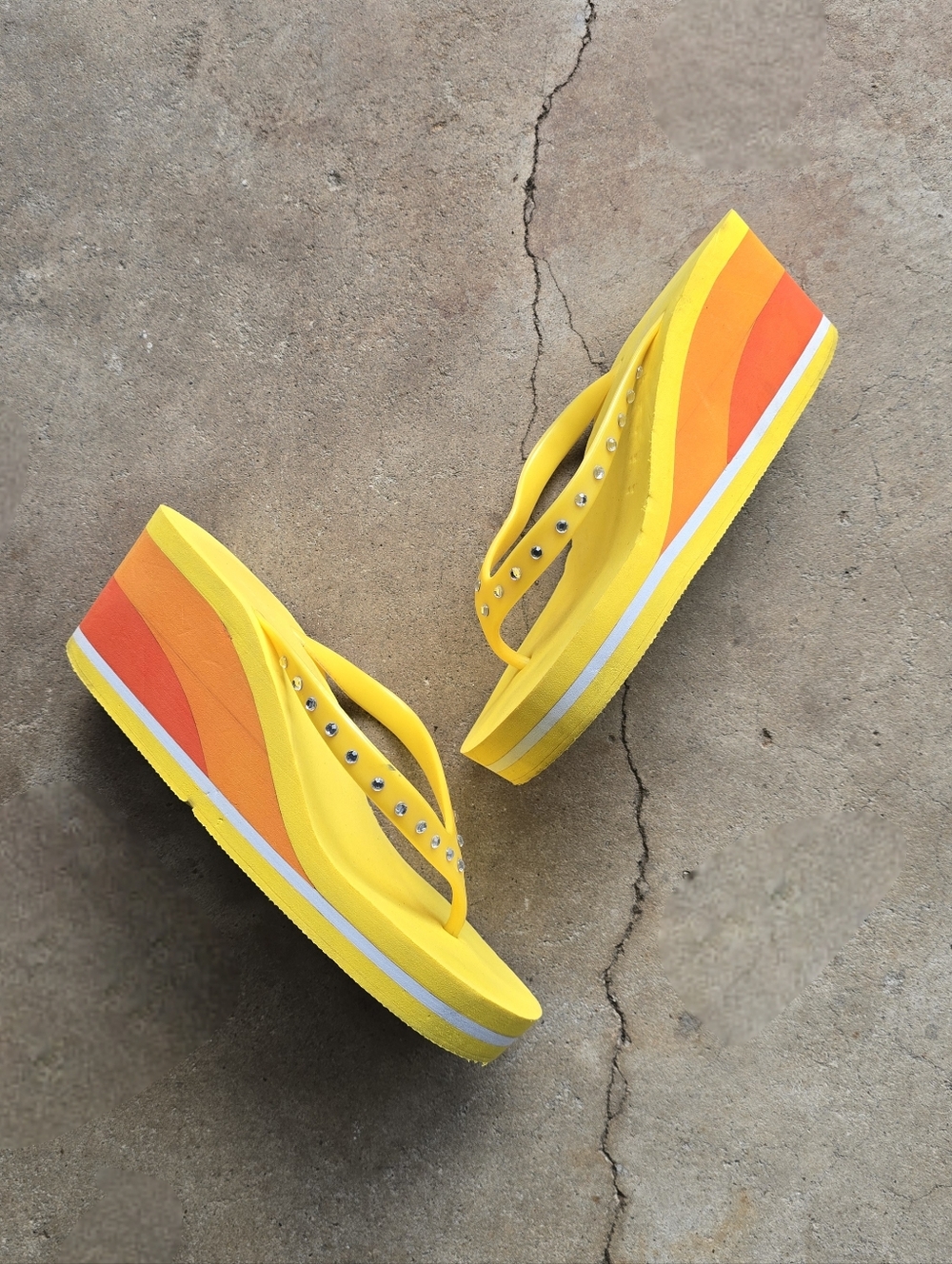 vtg y2k Sunburst sunrise bling platform flip flops sandals